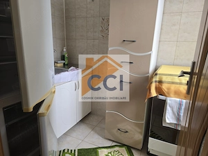 Garsonieră spațioasă de închiriat – Zona Narciselor - imagine 9