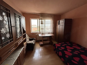 Vand gars.conf.2, st.33 mp.,in Gradiste,str.Comunarzilor,et.4 din 4, bloc in curs reabiliatre termic