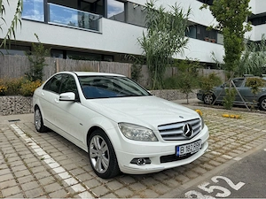 Mercedes-Benz C180 Doar 120.000 KM REALI Unic proprietar Mașină deosebită - imagine 2