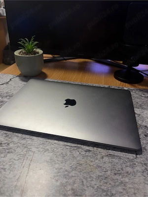 MacBook AIR 2018