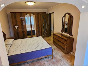 Vând Apartament 2 camere, zona Piața Moldovei - imagine 2