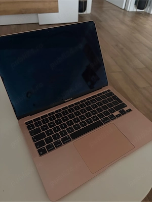 MacBook Air M1 2020 | 8GB RAM | 256GB SSD | Rose Gold | Baterie 90%
