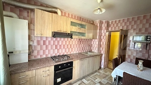 Apartament 4 camere decomandat,97 mp, zona parcul Romanescu  - imagine 5