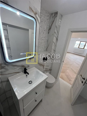 Apartament 2 camere, bdul Unirii, Parcul Catedralei - imagine 10