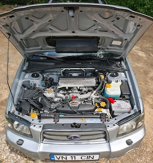 Subaru Forester SG 2.0XT benzina turbo automat 4x4 tractiune integrala AC piele trapa carlig - imagine 8