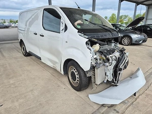 Dezmembrez / dezmembrari piese auto Opel Vivaro C an 2022 motor 1.5D YH01 90.812km 