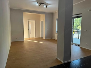 Apartament  cu 3  camere renovat premium zona  Braytim   Calea Urseni loc de parcare arcare inclusă