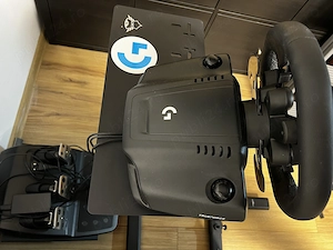 Vand Logitech G923 Racing Wheel & Pedals + Stand pentru volan