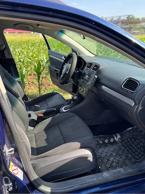 Volkswagen Golf VI 1.6 Diesel 105 Cp DSG (CUTIE DEFECTĂ) 2500 Euro Negociabil  - imagine 8