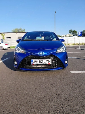 Toyota Yaris hibrid  - imagine 3
