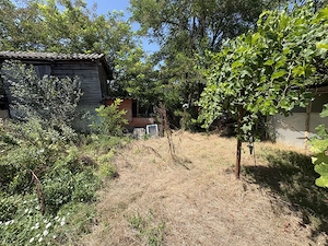 Teren 600mp și casă (demolabilă) în Caăldăraru (intrarea Garoafei) - imagine 3