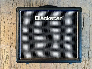 Blackstar HT1R amplificator lampi chitara