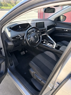 Peugeot 5008 - imagine 8