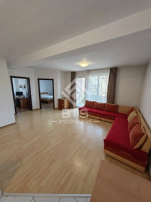 Vând Apartament Luminos, 2 Camere + Dressing, Zona Sanovil - imagine 7
