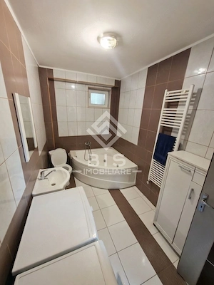 Vând Apartament Luminos, 2 Camere + Dressing, Zona Sanovil - imagine 15