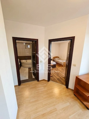 Vând Apartament Luminos, 2 Camere + Dressing, Zona Sanovil - imagine 12
