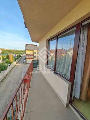 Vând Apartament Luminos, 2 Camere + Dressing, Zona Sanovil - imagine 16