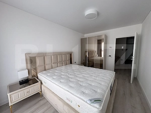 Apartament 3 camere, lux, parcare, zona UMF