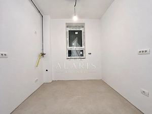 Apartament cu 3 camere, curte de 100mp, in Giroc - imagine 4