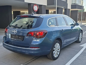 Opel Astra J Diesel 1.6Cdti 136Cp 6+1Viteze Euro6.Klimatronic Navigatie Piele Schiebedach 2015 - imagine 4