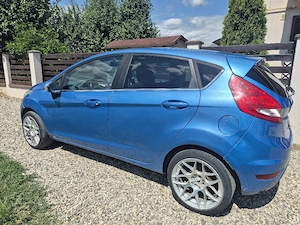 Vand Ford Fiesta 1.3 benzina si GPL model 2009 proprietar fiscal pe loc. - imagine 4