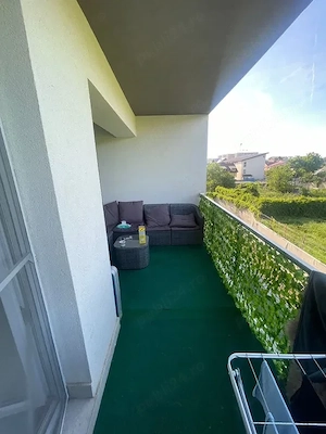 apartament 2 camere titan auchan-HIGH CLASS-parcare proprie-centrala proprie - imagine 8