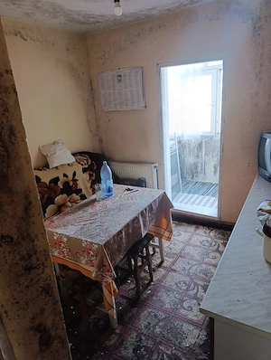 Proprietar.Vând apartament cu 2 camere decomandat,preț.22.000    negociabil.tel    - imagine 2
