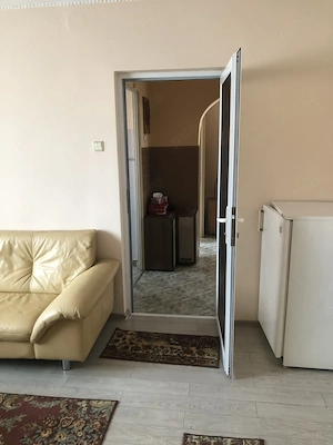Apartament cu 3 camere, semidecomandat, etajul 2, Dealul Florilor - imagine 6