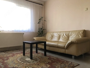 Apartament cu 3 camere, semidecomandat, etajul 2, Dealul Florilor