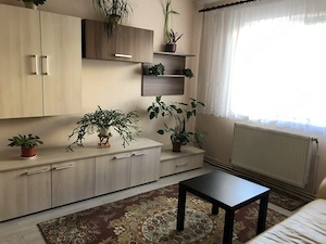 Apartament cu 3 camere, semidecomandat, etajul 2, Dealul Florilor - imagine 10