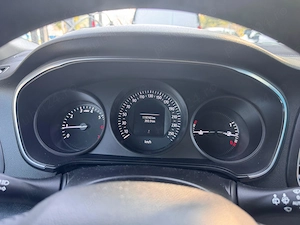 Renault Megane IV 1.2 TCe (130 CP) | Climatronic | 119.743 km | 2 Seturi Jante & Anvelope Michelin - imagine 8