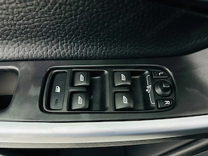 Volvo XC60 - imagine 13