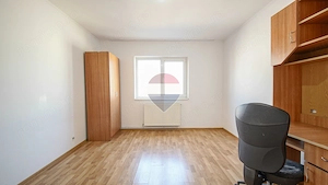 Apartament 3 camere Ghimbav, ideal pentru familie sau investiție! - imagine 5