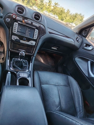 Ford Mondeo Ghia 2009 | 2.0 Tdci 140 CP | Convers+ | Piele  - imagine 5
