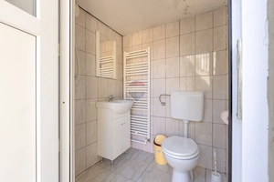 Casă de închiriat cu 4 camere în Pârneava – mobilată și utilată - imagine 9