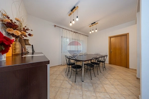 Casa 5 camere | viata la marginea padurii, intre brazi si liniste - imagine 8