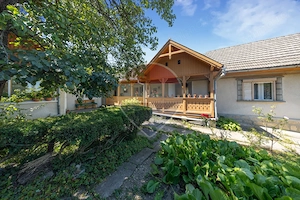 Casă autentică în Săcele teren 1.900 mp și livadă - imagine 3