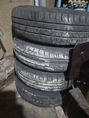 jeante cu cauciucuri pe 4 prezoane r13 - imagine 2