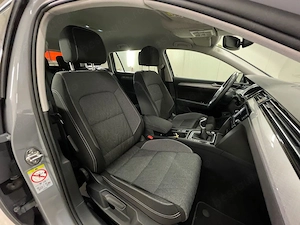Volkswagen Passat - imagine 10