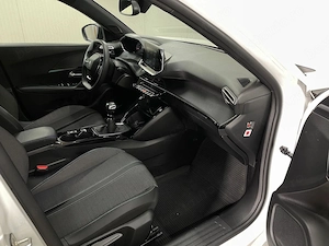 Peugeot 2008 - imagine 9