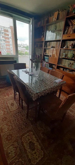 Apartamemt 2 camere semidecomamdat de vamzare - imagine 2