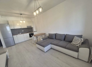 Inchiriez apartament 2 camere +parcare
