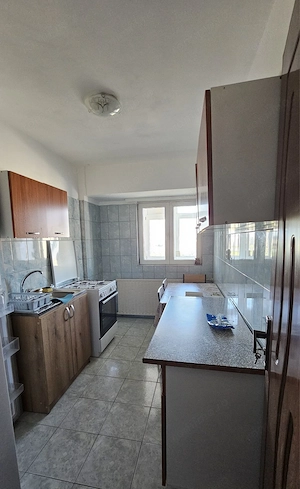 Inchiriez apartament 3 camere - imagine 5