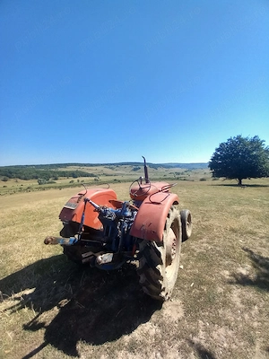 Vand tractor 445 - imagine 3