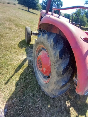 Vand tractor 445 - imagine 2