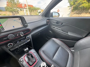 Vand Hyundai Kona 1.6 CRDI Cutie automata 7+1 an 2020 - imagine 3