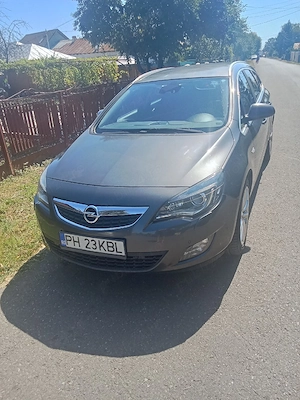 opel astra j  - imagine 3