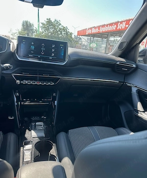 Peugeot E 2008 GT - imagine 7