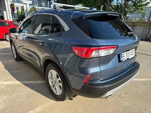 Vand Ford Kuga Plug-in Hybrid Titanium - imagine 3