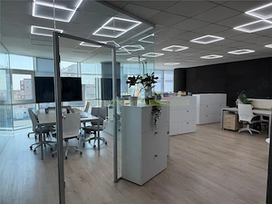 De inchiriat - Birou, spatiu comercial - mobilat